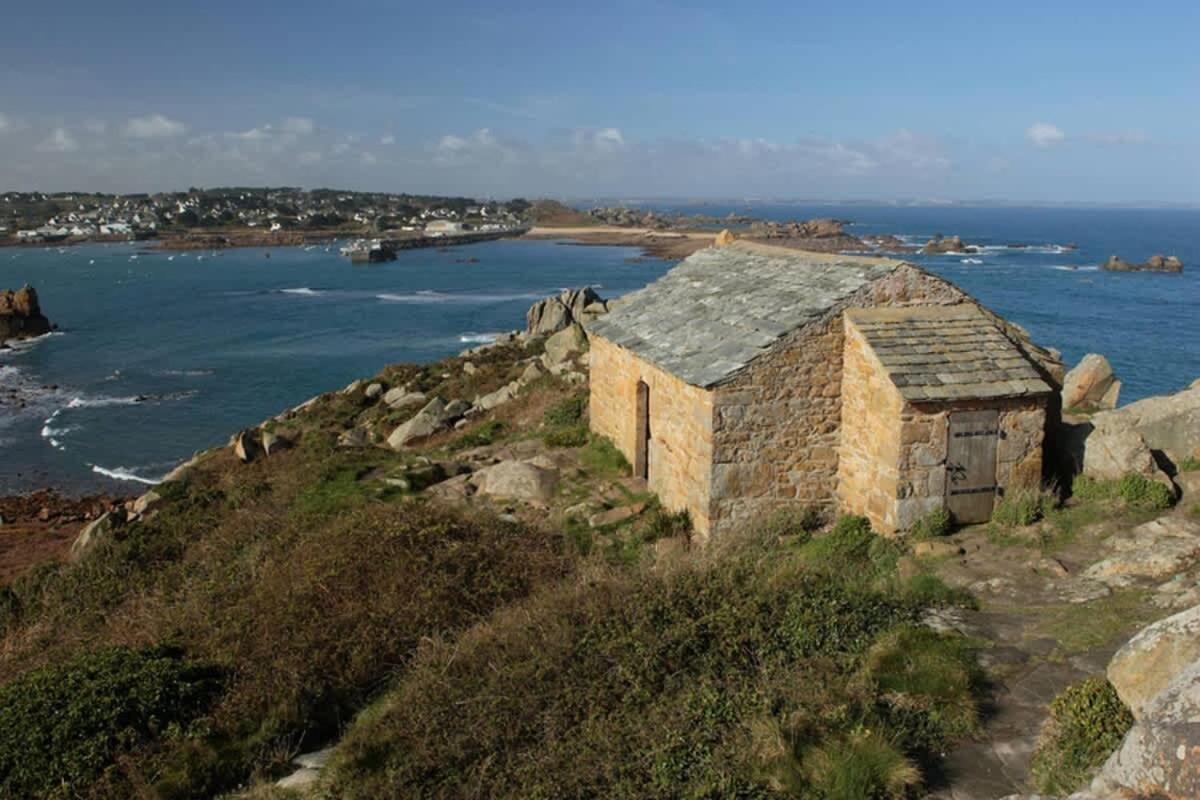 Kermartin - Maison De Famille Avec Vue Sur La Baie De Morlaix Plouézocʼh Bagian luar foto